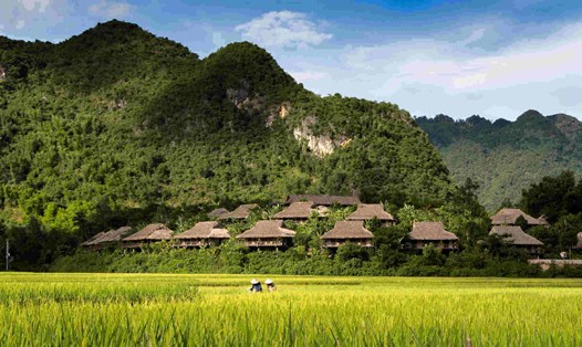 Mai Châu đẹp bình yên thơ mộng. Ảnh: STS