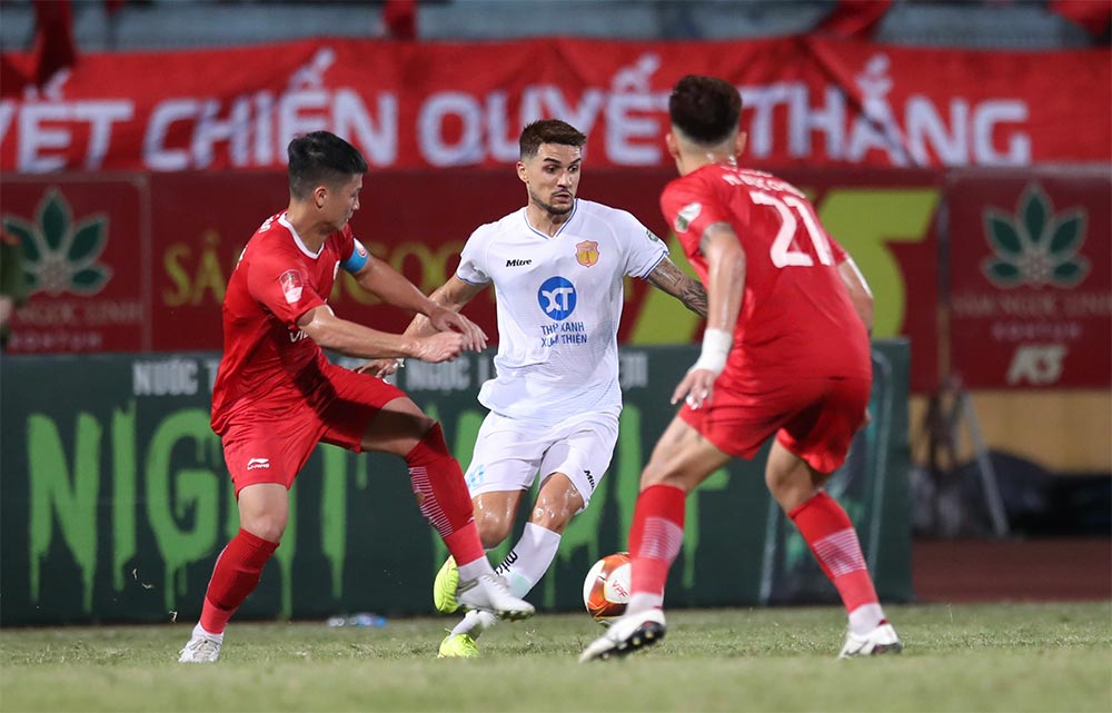 Nam Định FC giành