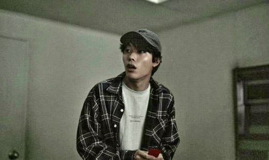 Ryu Jun Yeol đóng vai người dẫn chuyện trong phim “The 8 Show”. Ảnh: Nhà sản xuất