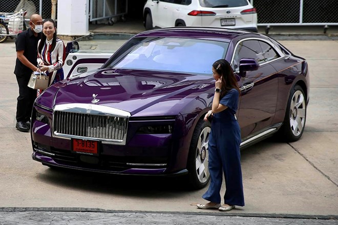 Chi tiết xe điện Rolls-Royce Spectre hơn 20 tỉ đồng của Madam Pang