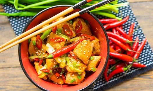 Nếu lỡ cho quá nhiều ớt vào thức ăn, bạn vẫn có cách xử lý. Ảnh minh họa