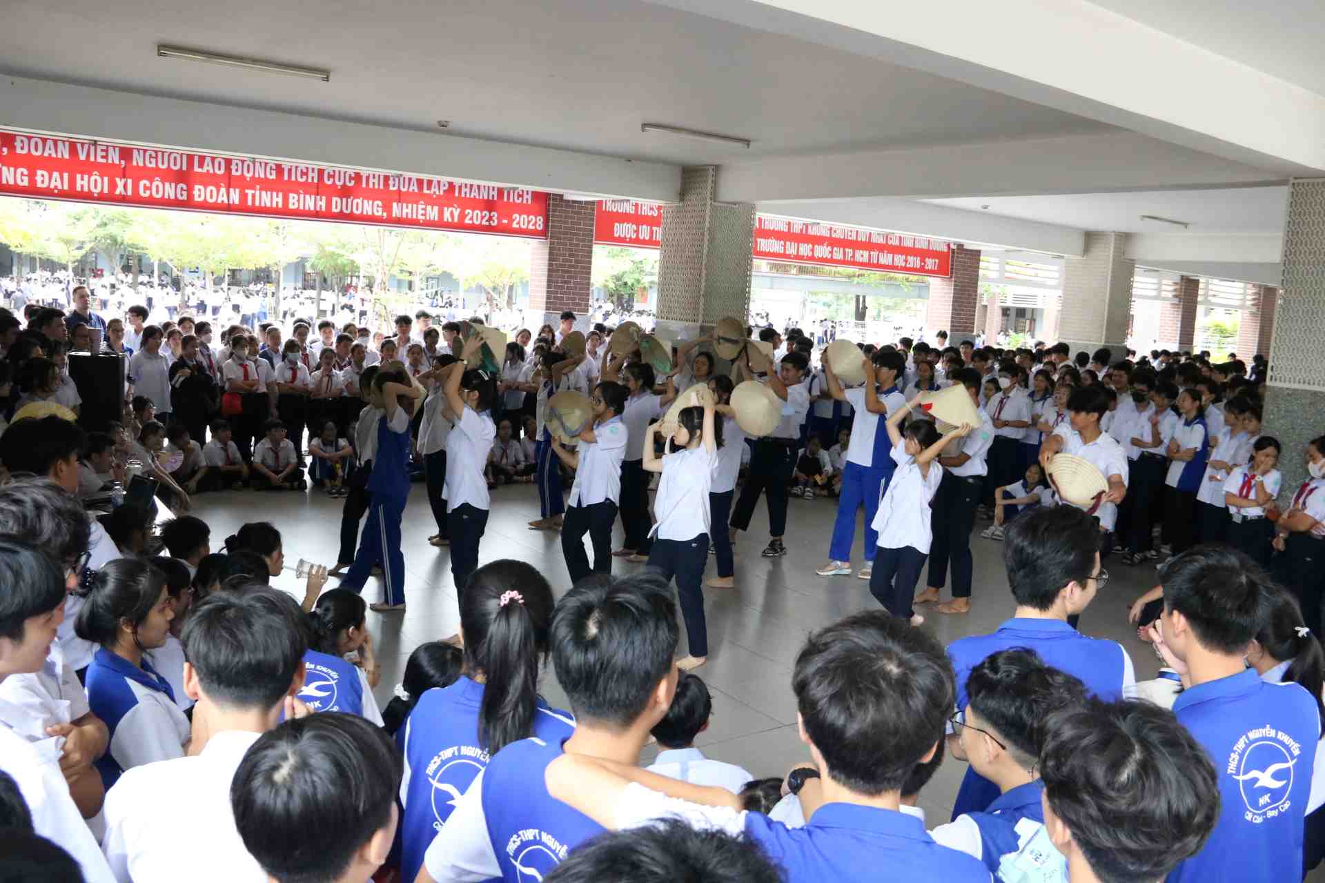 Học sinh trường Nguyễn Khuyến có tỉ lệ đỗ đại học gần như tuyệt đối.Ảnh: Đình Trọng
