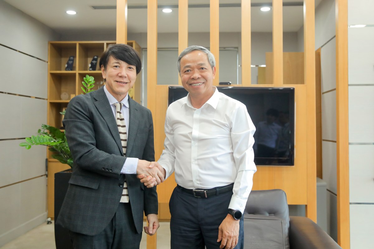 Toàn cảnh buổi phỏng vấn của Tổ chức Xúc tiến Thương mại Nhật Bản JETRO với Chủ tịch HĐQT/Chủ tịch Điều hành tập đoàn Công nghệ CMC Nguyễn Trung Chính. Ảnh: CMC