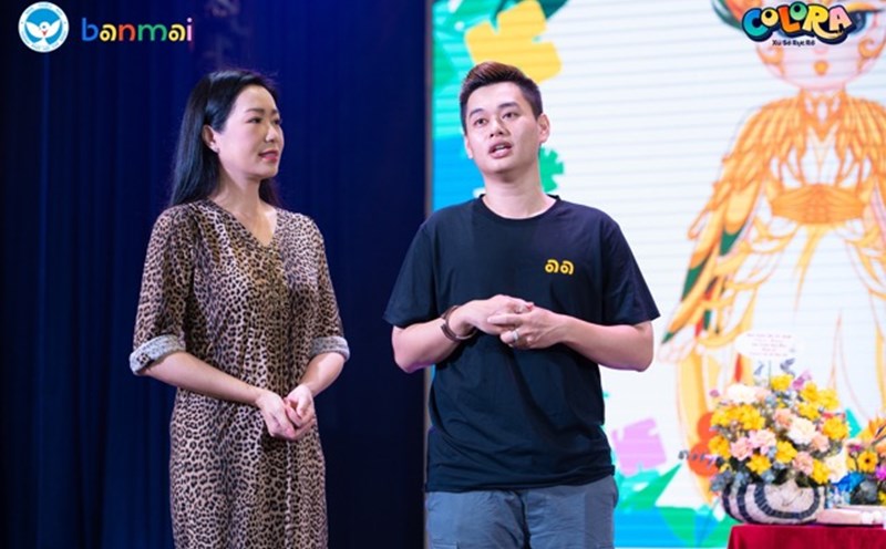 NSND Trịnh Kim Chi và đạo diễn Bảo Chu. Ảnh: NSCC