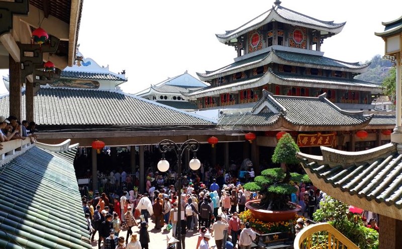 Một góc Miếu Bà Chúa xứ Núi Sam. Ảnh: Lâm Điền