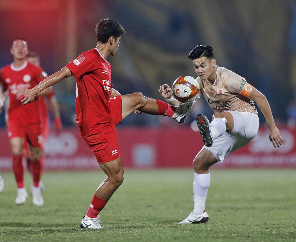 Thể Công Viettel thắng Công an Hà Nội ở 2 lần đối đầu mùa này, tại V.League và Cúp Quốc gia. Ảnh: VPF