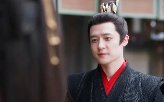 Phó Tân Bác đóng vai Đại hoàng tử Khánh Quốc trong “Khánh dư niên 2“. Ảnh: NSX