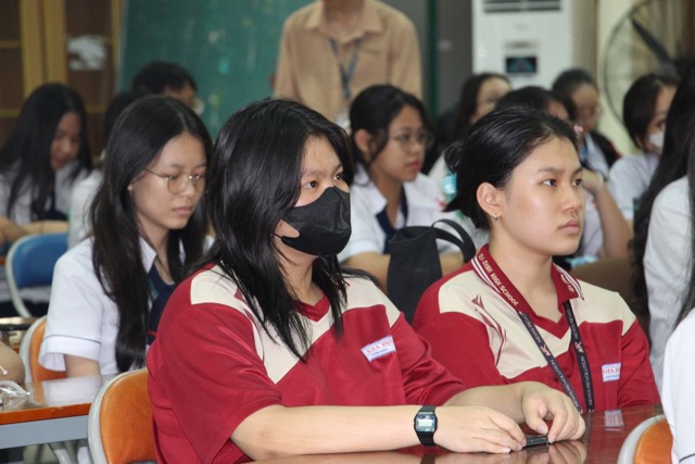 Những tiết học đặc biệt dành cho tuổi dậy thì. Ảnh: NGUYỄN LY 