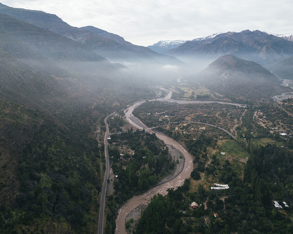 Buổi sáng trong dãy Andes ở Chile. Ảnh: NVCC