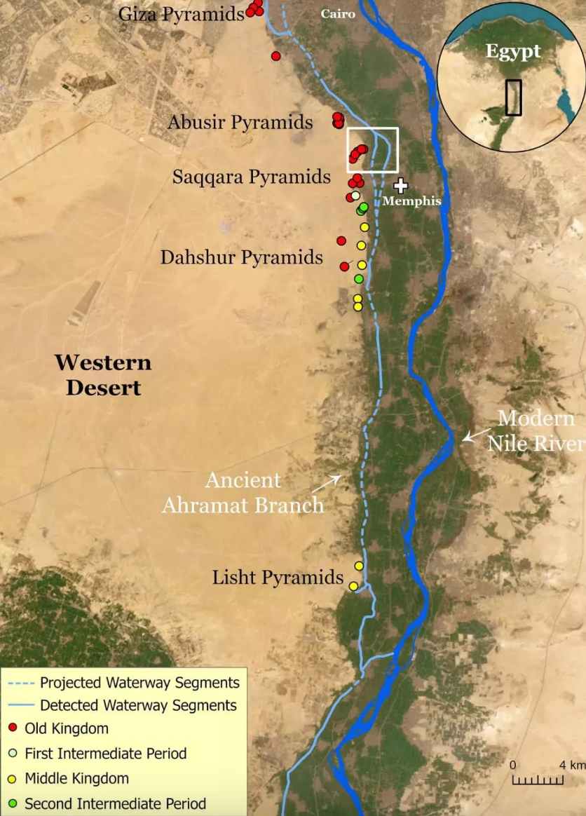 Dòng nước của Nhánh Ahramat cổ đại giáp với một số lượng lớn các kim tự tháp có niên đại từ Cổ Vương quốc đến Thời kỳ Chuyển tiếp Thứ Hai, trải dài từ Vương triều thứ Ba đến Vương triều thứ Mười Ba. Ảnh: Eman Ghoneim