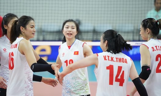 Tuyển bóng chuyền nữ Việt Nam gặp Australia tại bán kết AVC Challenge Cup 2024. Ảnh: VFV