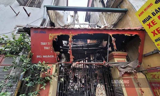 Cảnh tan hoang trong ngôi nhà trọ bị cháy khiến 14 người tử vong ở Hà Nội. Ảnh: Tô Thế