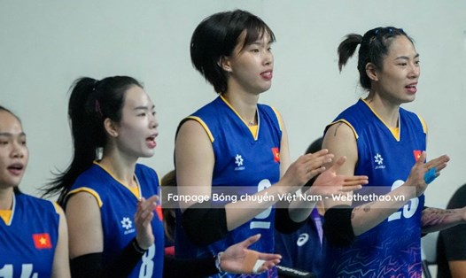 Thanh Thúy bỏ ngỏ khả năng ra sân ở 2 trận đấu cuối của tuyển bóng chuyền nữ Việt Nam tại AVC Challenge Cup 2024. Ảnh: Bóng chuyền Việt Nam