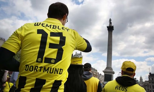 Người hâm mộ Dortmund đã chờ 13 năm để một lần nữa vào chơi trận chung kết Champions League. Ảnh: The Athletic