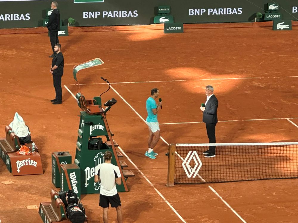Nadal phát biểu trước khi chia tay giải đấu. Ảnh: Roland Garros