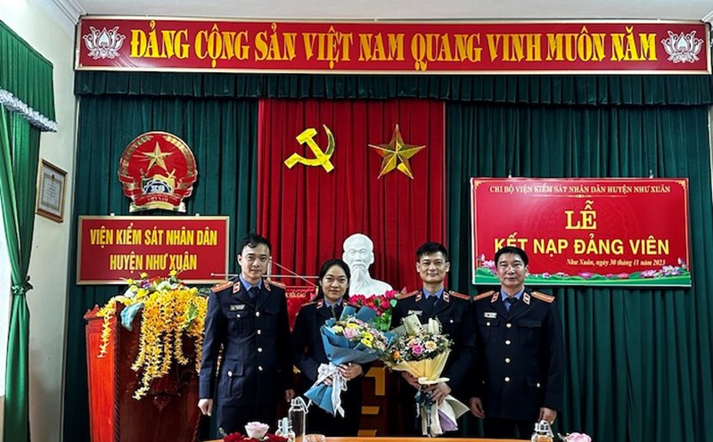 Công tác phát triển đảng viên của Công đoàn Viện kiểm sát huyện Như Xuân. Ảnh: Đoàn Lưu