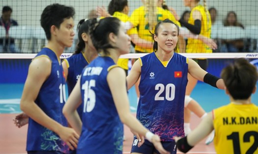 Tuyển bóng chuyền nữ Việt Nam tiếp tục hành trình bảo vệ chức vô địch AVC Challenge Cup. Ảnh: VFV