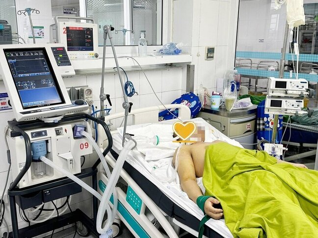 Bệnh nhân trong thời gian nằm điều trị. Ảnh: BVCC