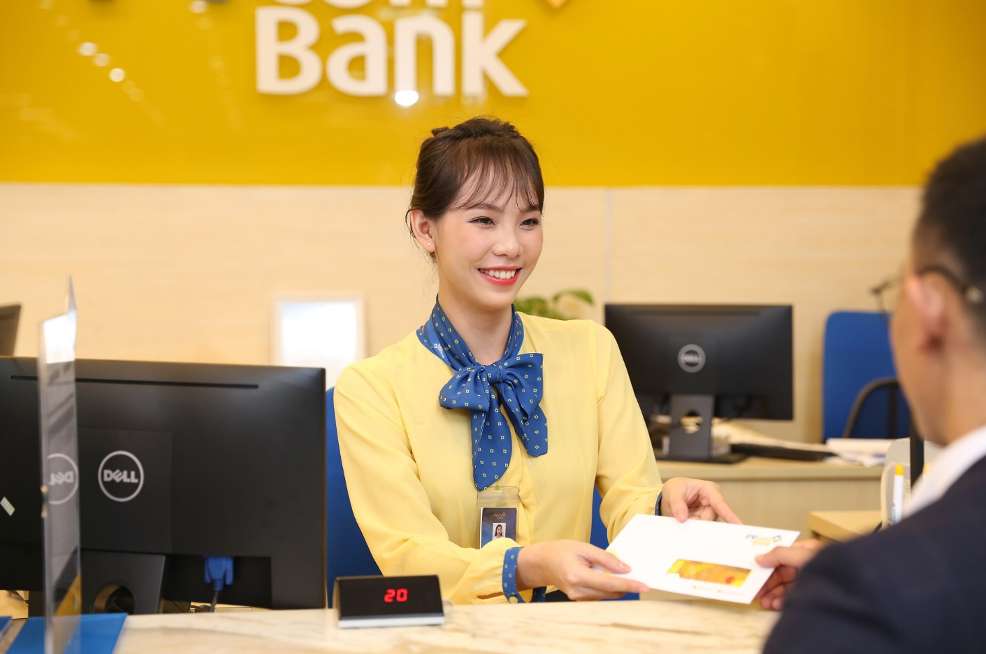 PVcomBank triển khai nhiều chính sách ưu đãi hỗ trợ khách hàng doanh nghiệp.