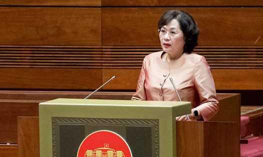 Thống đốc Ngân hàng Nhà nước Việt Nam Nguyễn Thị Hồng giải trình, làm rõ ý kiến đại biểu Quốc hội nêu. Ảnh: Quốc hội

