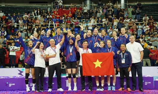 Tuyển bóng chuyền nữ Việt Nam lần thứ 2 liên tiếp vô địch giải AVC Challenge Cup. Ảnh: VFV