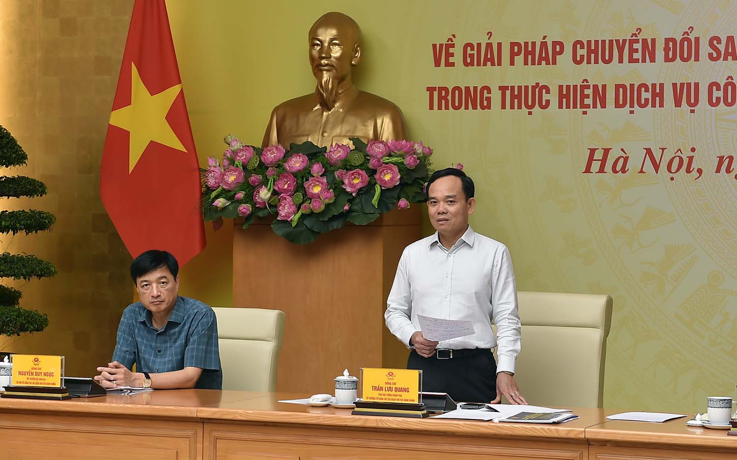 Phó Thủ tướng Chính phủ Trần Lưu Quang phát biểu tại phiên họp. Ảnh: VGP