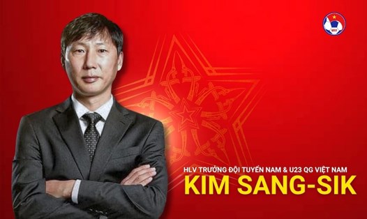 Huấn luyện viên Kim Sang-sik chính thức dẫn dắt tuyển Việt Nam. Ảnh: VFF