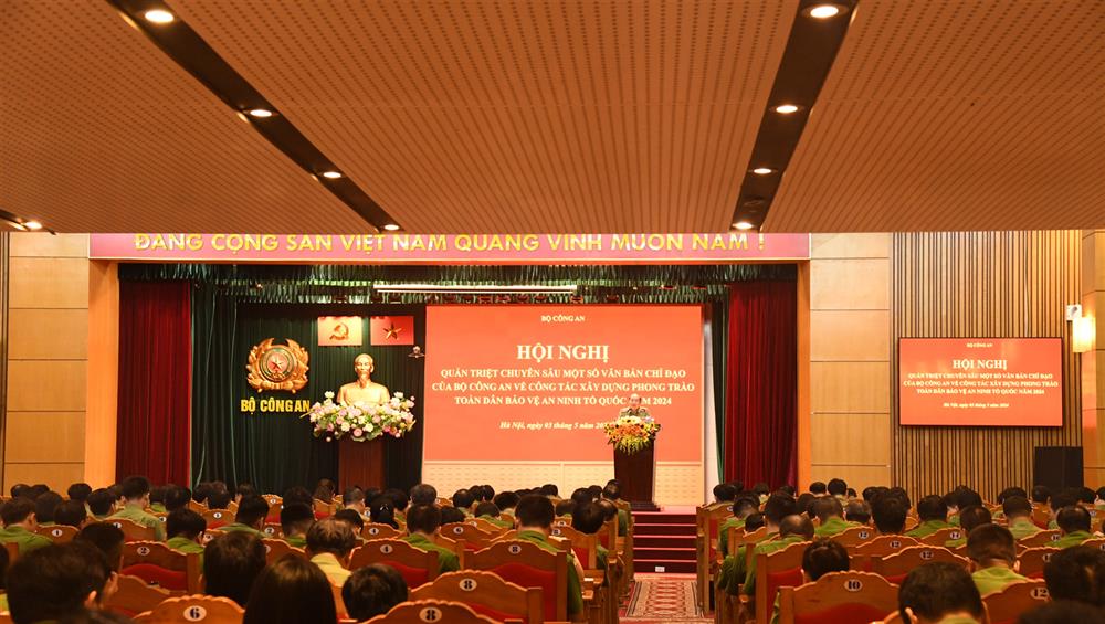 Bộ Công an tổ chức Hội nghị quán triệt chuyên sâu một số văn bản chỉ đạo của Bộ về công tác xây dựng phong trào toàn dân bảo vệ an ninh Tổ quốc năm 2024. Ảnh: Bộ Công an