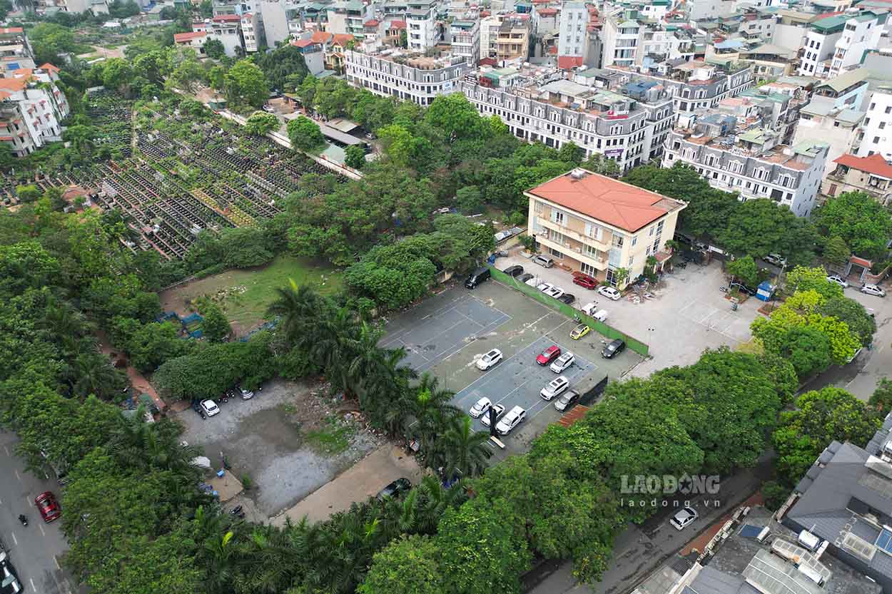 Ngoài ô đất nêu trên, hiện UBND quận Nam Từ Liêm cũng đề nghị thành phố giao các sở, ngành tham mưu UBND thành phố chỉ đạo Công ty CP đầu tư phát triển đô thị và khu công nghiệp Sông Đà bàn giao phần diện tích đất còn lại thuộc ô đất CX1 cho UBND quận để thực hiện đầu tư xây dựng công trình công cộng phục vụ nhân dân.