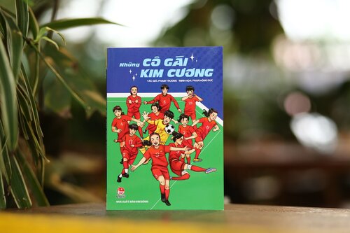 "Những cô gái kim cương" sẽ hé lộ nhiều thông tin thú vị về đội tuyển bóng đá nữ Việt Nam. Ảnh: NXB