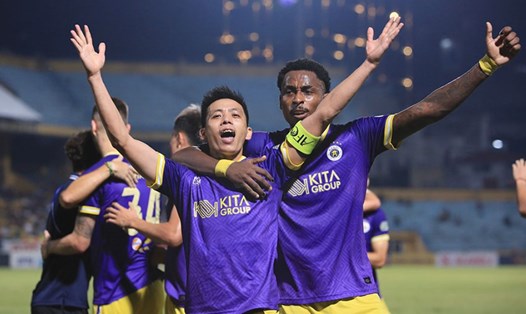 Hà Nội FC giành cú đúp giải thưởng tháng 5 tại V.League 2023-2024. Ảnh: VPF