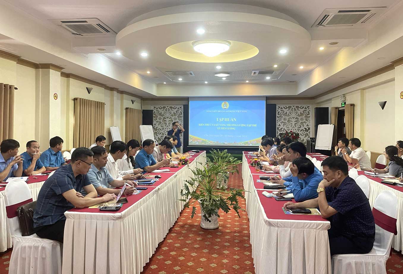 Quang cảnh hội nghị. Ảnh: Mỹ Ly