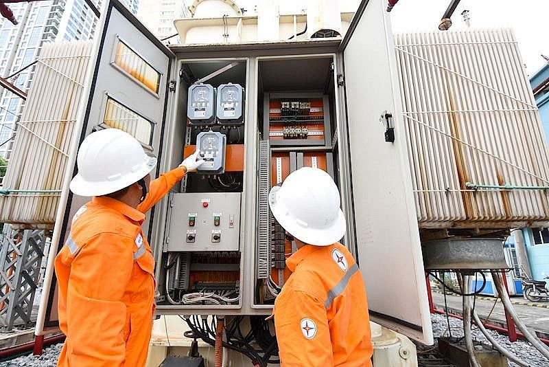 Tiêu thụ điện tăng cao kỷ lục. Ảnh: EVN