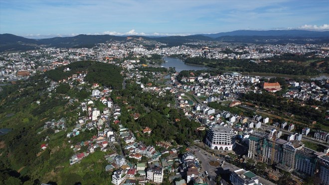 Sở Công Thương đưa ra giải pháp nhằm hỗ trợ, tháo gỡ những khó khăn, vướng mắc, hỗ trợ các doanh nghiệp phát triển. Ảnh: Hữu Long