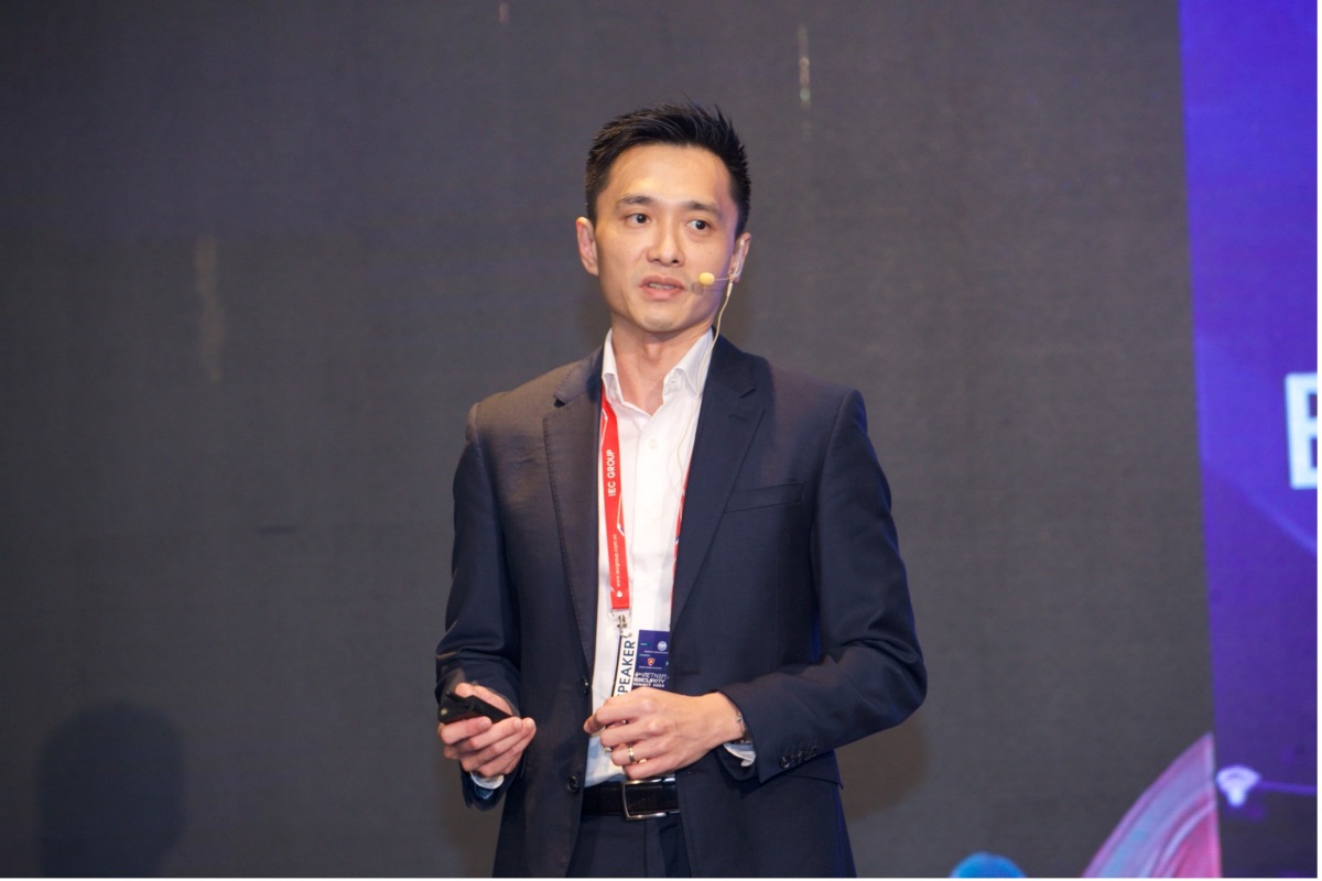 Ông Guanrui đã chia sẻ nhiều kinh nghiệm thực tế quý giá tại Vietnam Security Summit 2024, đồng thời giới thiệu giải pháp Huawei MRP. Ảnh: Khánh Linh