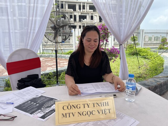 Bà Nguyễn Thị Hải Hà, Phó Giám đốc sản xuất Công ty TNHH MTV Ngọc Việt. Ảnh: Thùy Dung