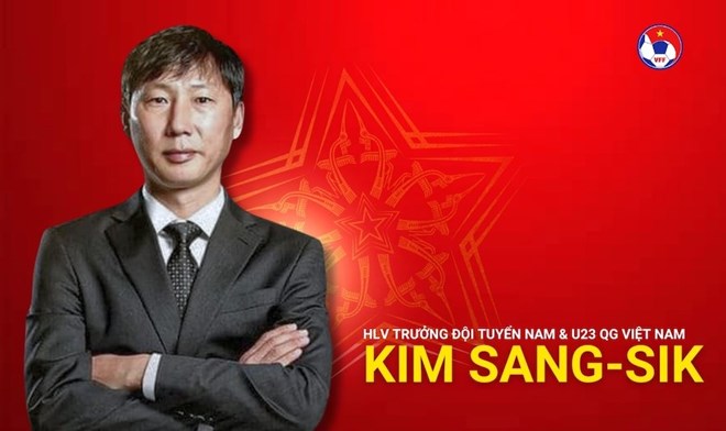 HLV tuyển Việt Nam Kim Sang-sik nhận mức lương bao nhiêu?