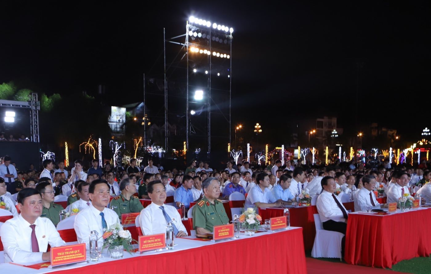 Đại tướng Tô Lâm - Ủy viên Bộ Chính trị, Bộ trưởng Bộ Công an dự Chương trình tại điểm cầu Thanh Hóa.