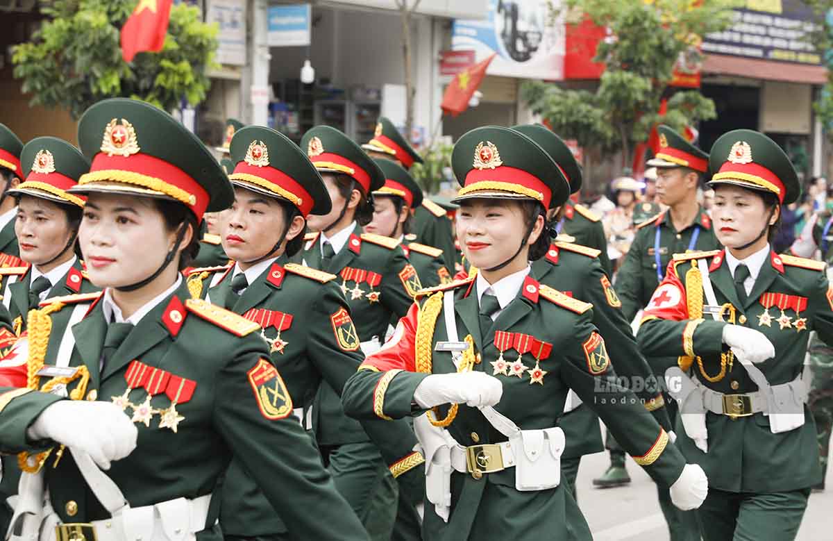 Cả nước hướng về Lễ kỷ niệm 70 năm Chiến thắng Điện Biên Phủ. Ảnh: Văn Thành Chương