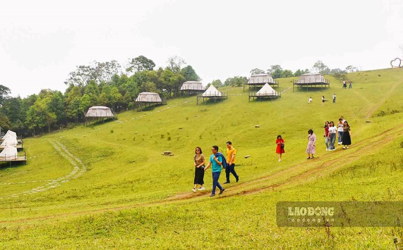 Điểm du lịch sinh thái, cắm trại tại xã Hồng Thái (Na Hang, Tuyên Quang). Ảnh: Việt Bắc