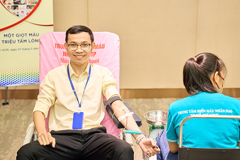 CBNV không phải đợi chờ lâu khi tham gia hiến máu. Ảnh: Thanh Thảo