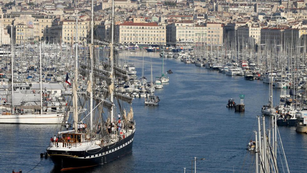 Ngọn lửa Olympic sẽ đến cảng Marseille trên con tàu mang tên Bellem được đóng từ thế kỷ 19. Ảnh: France 24