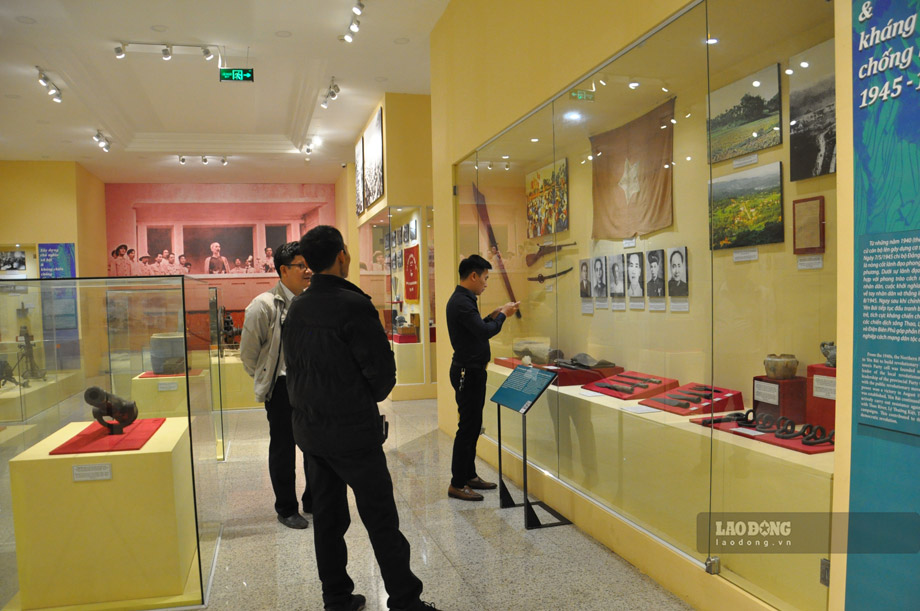 Bảo tàng tỉnh Yên Bái hiện đang bảo quản phòng ngừa 300 hiện vật; quản lý và sưu tầm 40 hiện vật. Bảo tàng hiện có tổng số 25.111 hiện vật. Ảnh: Hồng Nguyên