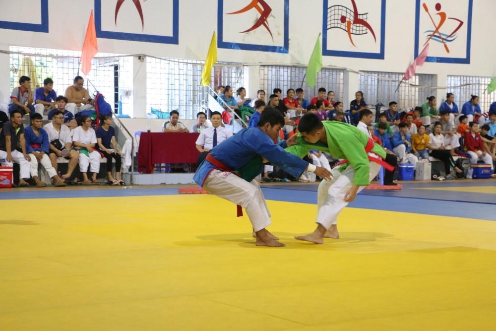 Màn tranh tài hấp dẫn của các vận động viên tại Giải vô địch Kurash quốc gia lần thứ VI - 2024. Ảnh: Phương Anh