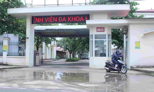 Gần 4 tháng nay, 160 cán bộ, nhân viên tại Bệnh viện Đa khoa huyện Nho Quan (Ninh Bình) chưa nhận được bất kỳ đồng tiền lương nào. Ảnh: Nguyễn Trường