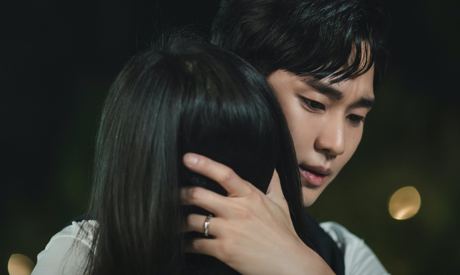 Kim Soo Hyun đã khóc tới 40 lần cho 16 tập phim “Nữ hoàng nước mắt”. Ảnh: Nhà sản xuất