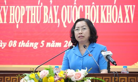 Phó Chủ tịch Tổng LĐLĐ Việt Nam Thái Thu Xương phát biểu tiếp thu các ý kiến của cử tri và tiếp tục làm rõ các kiến nghị của cử tri. Ảnh: Tạ Quang