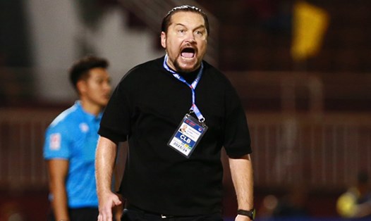 Huấn luyện viên Popov của Thanh Hóa không dự họp báo sau trận thua TPHCM. Ảnh: Thanh Vũ