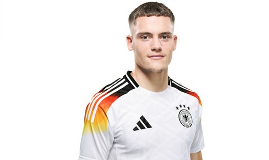 Florian Wirtz đang là tài năng sáng giá của bóng đá Đức.  Ảnh: DFB