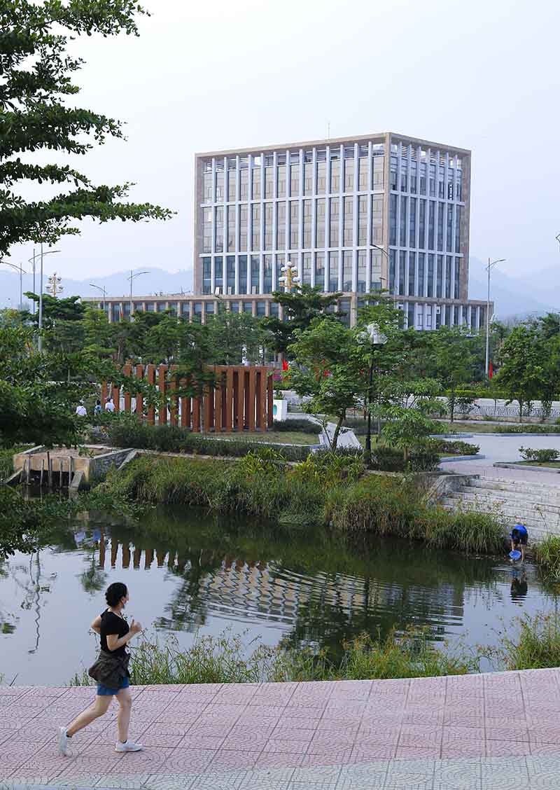 Một góc khu quy hoạch Trung tâm hành chính mới của tỉnh Điện Biên. Ảnh: Quang Đạt